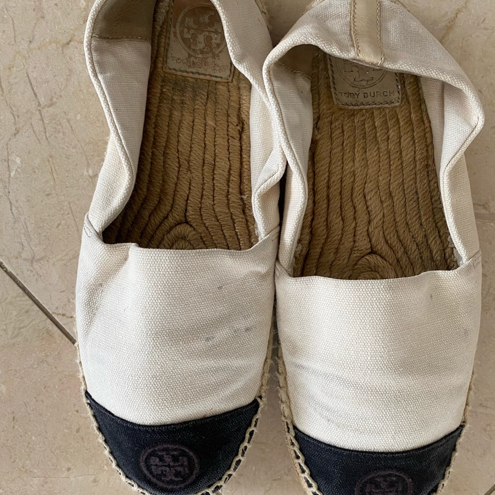 AuTHeNTiC ToRy BuRcH EsPaDriLLeS